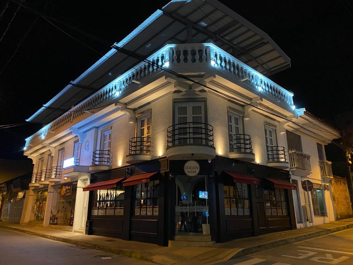 Hotel Valcon Santa Rosa de Cabal Ngoại thất bức ảnh