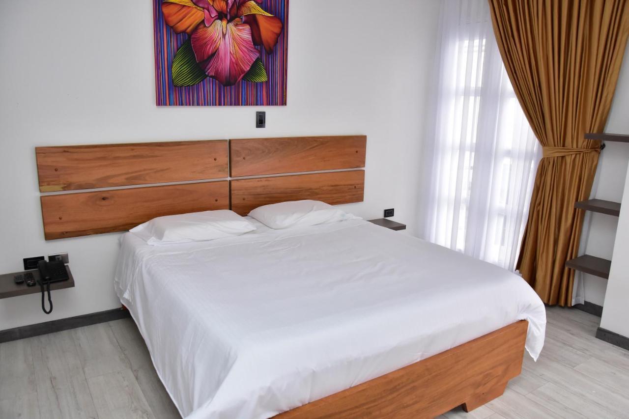 Hotel Valcon Santa Rosa de Cabal Ngoại thất bức ảnh